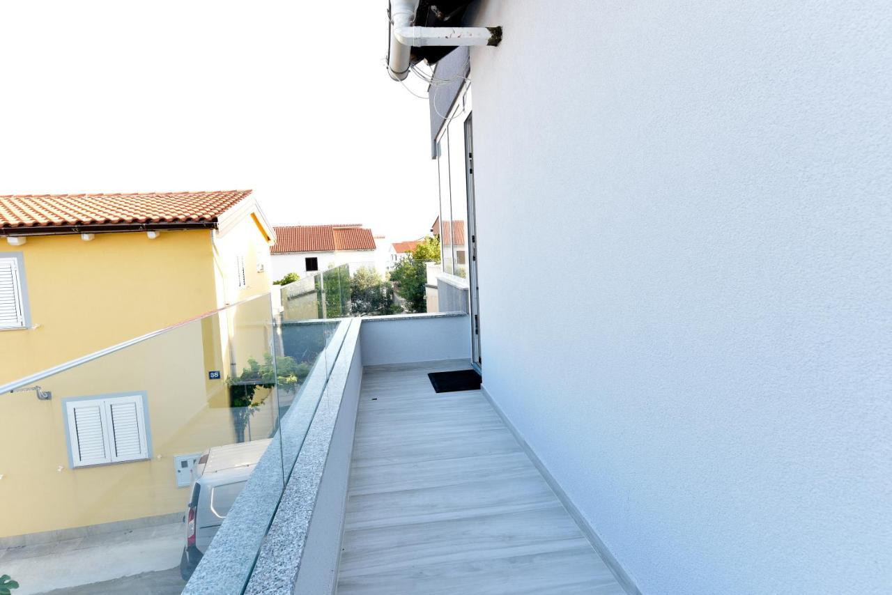 Apartment Sun Vir Quarto foto
